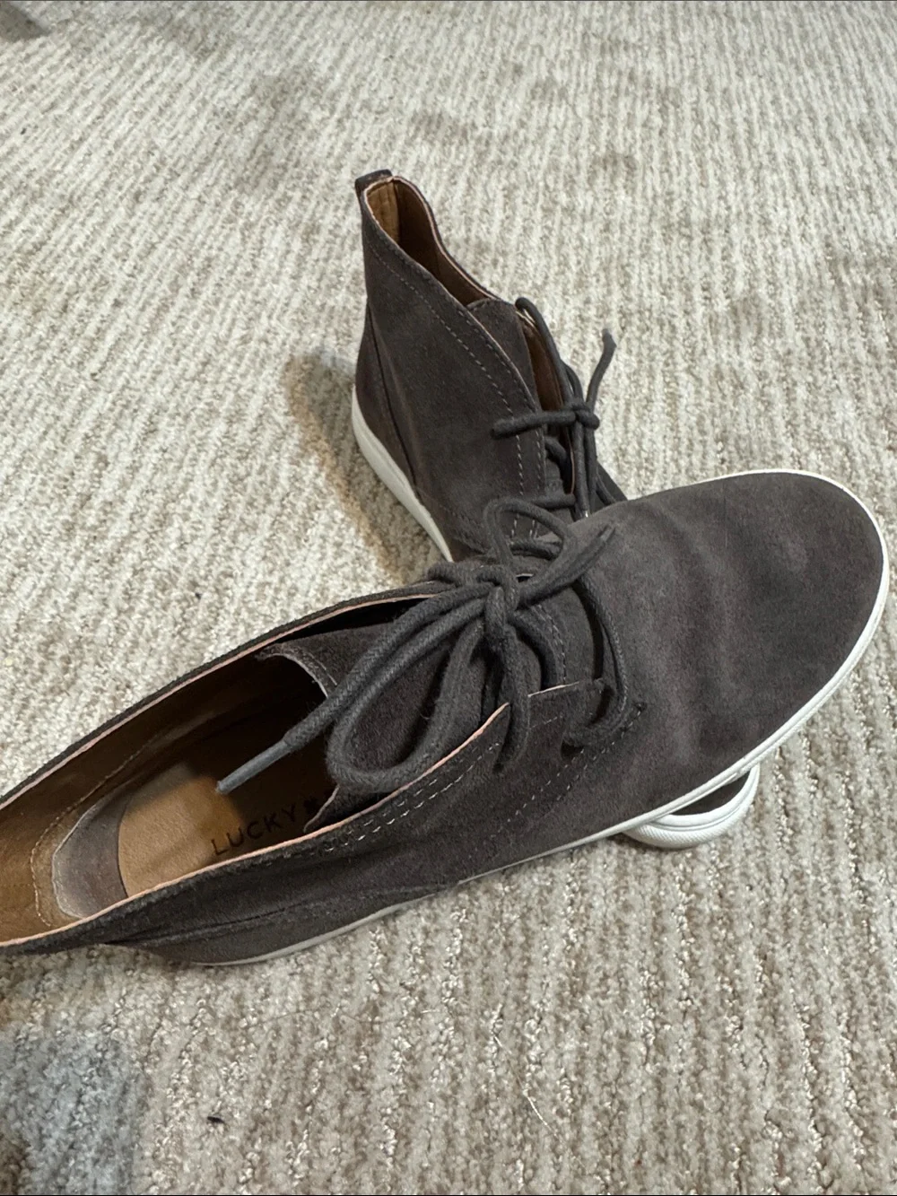 Lucky Brand Men’s Gray Suede Chukka Boots Lace Up Casual Shoes